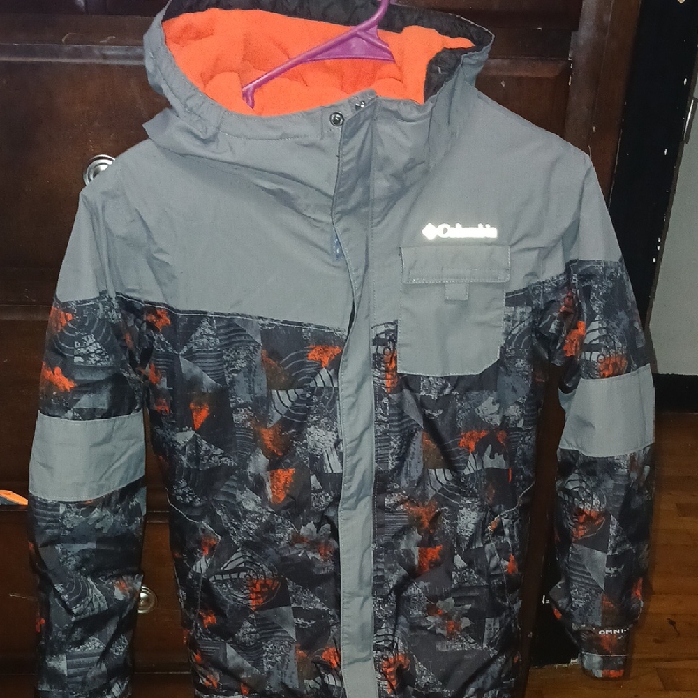 Columbia Gray and Orange Puffer Jacket for Outdoor Adventures